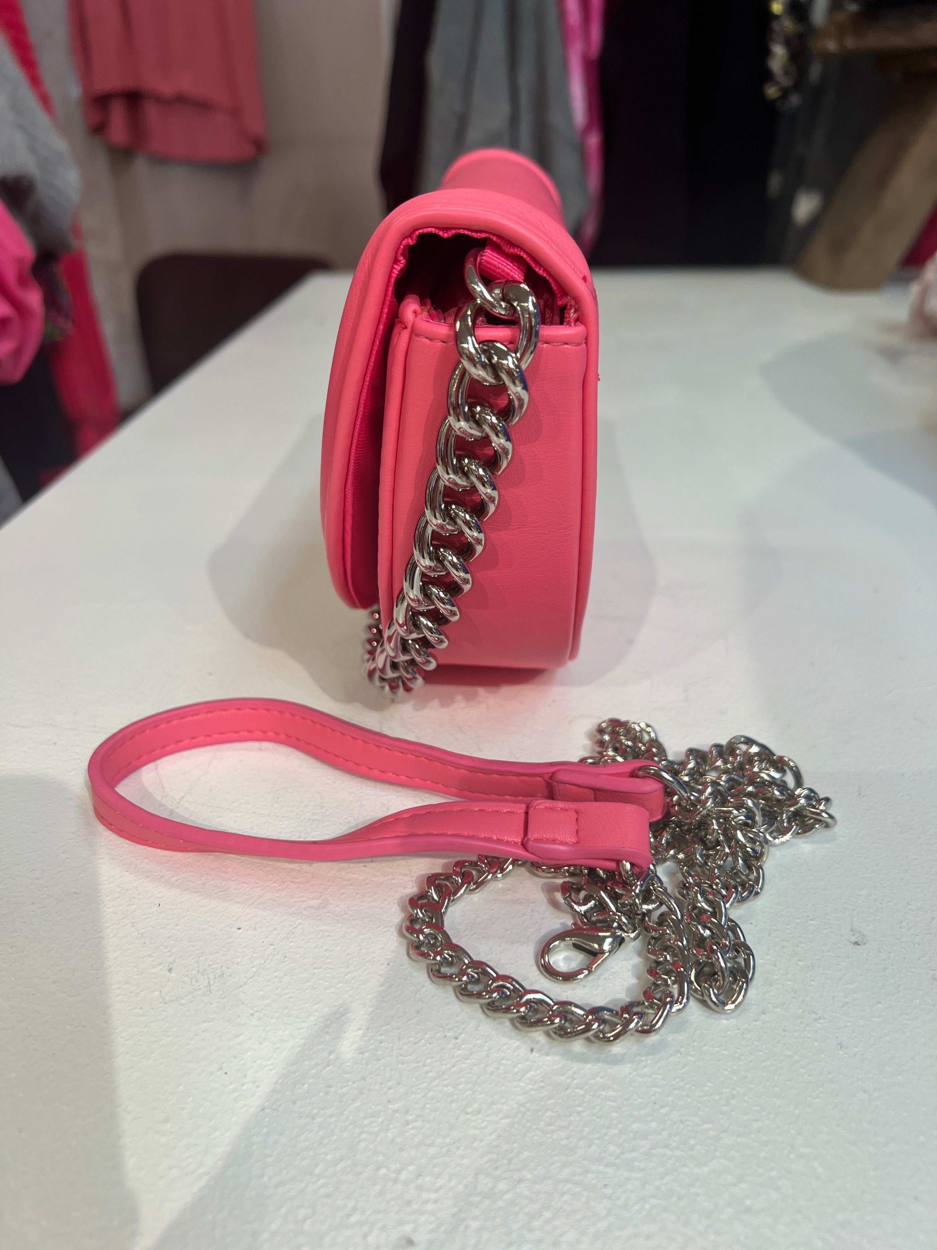 Rose - Liten handväska med stenimitation och silverkedja